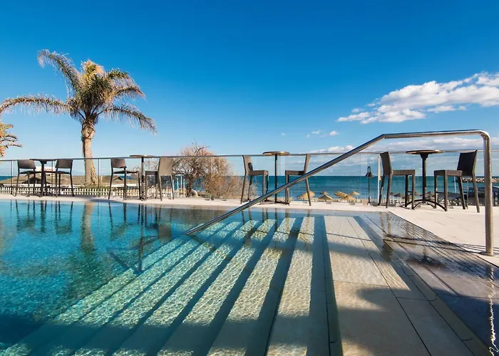 Aloha Marina Private 1st Line Ocean Carihuela Apartmán